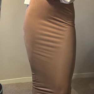 Elegant Tan Women's Skirt